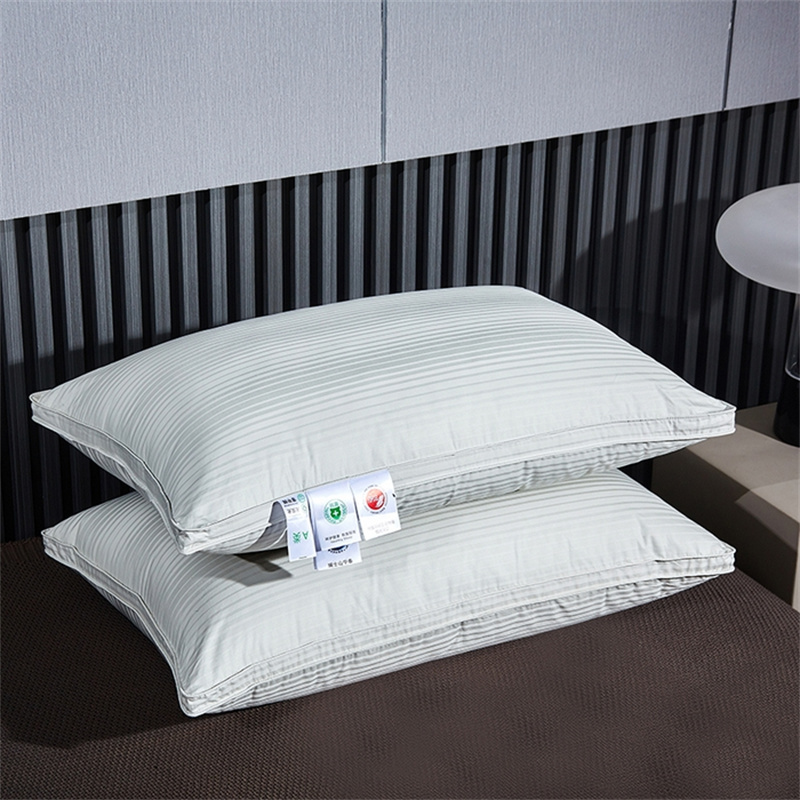 Oreiller de remplissage à trois couches en duvet de canard, oreiller à rayures en satin