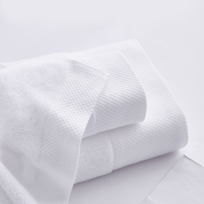 Serviette de bain Jacquard Border Hotel blanche Serviette de bain Jacquard Border Hotel blanche