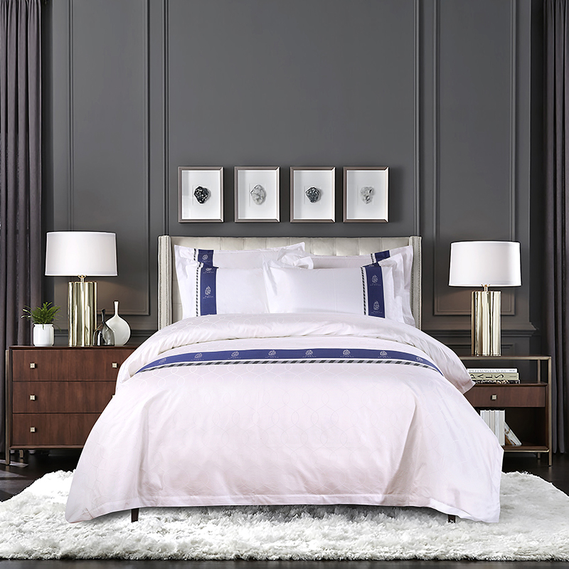 Ensemble de literie 100 % coton avec logo personnalisé teint en fil Ensemble de literie 100 % coton avec logo personnalisé teint en fil