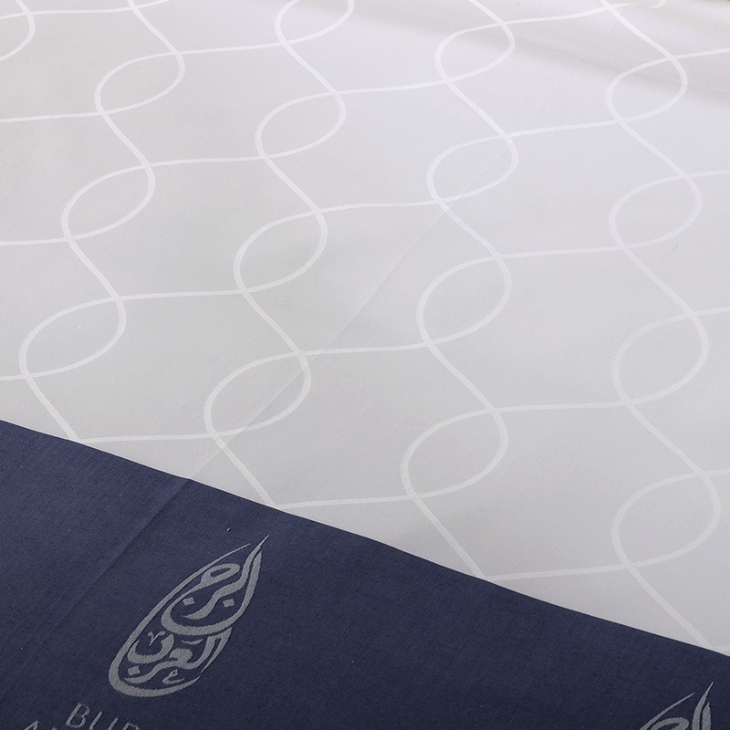 Ensemble de literie 100 % coton avec logo personnalisé teint en fil Ensemble de literie 100 % coton avec logo personnalisé teint en fil